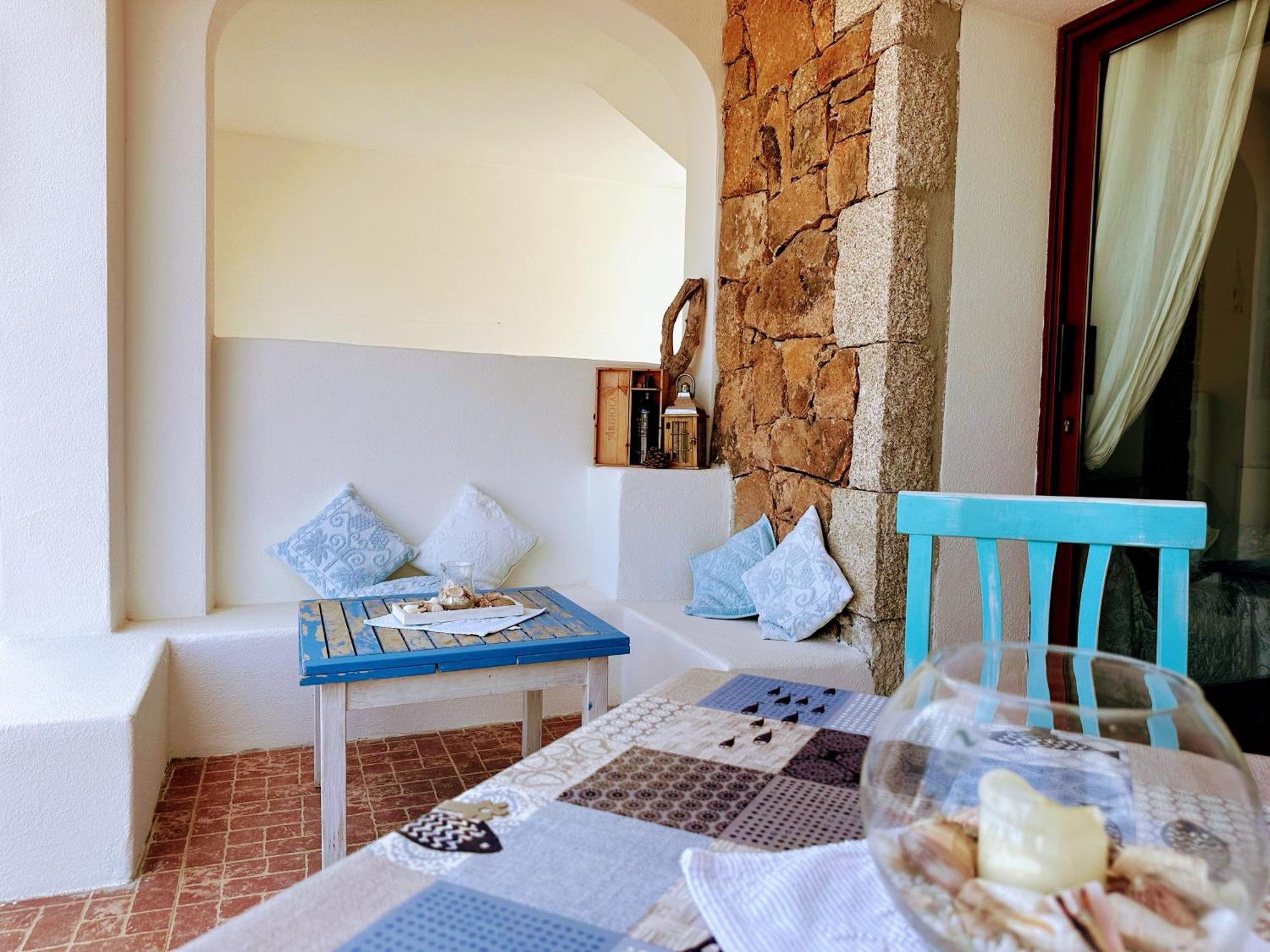 S'Ercole Apartment Posada  Bagian luar foto