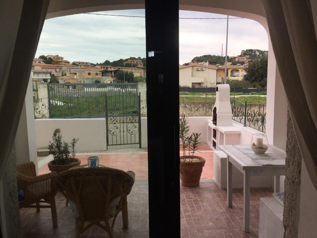 S'Ercole Apartment Posada  Bagian luar foto